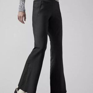 ATHLETA NWT Peak Hybrid Fleece flared black pant 985125